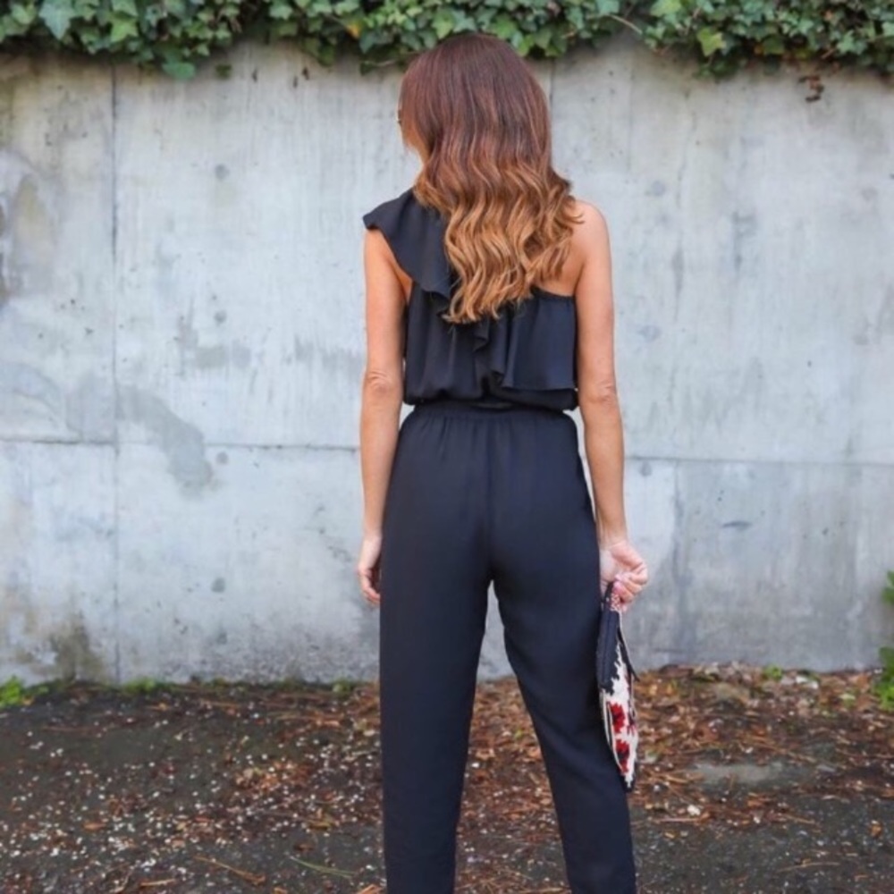 Off Shoulder Ruffled Chiffon Jumpsuit - Picture 3 of 7